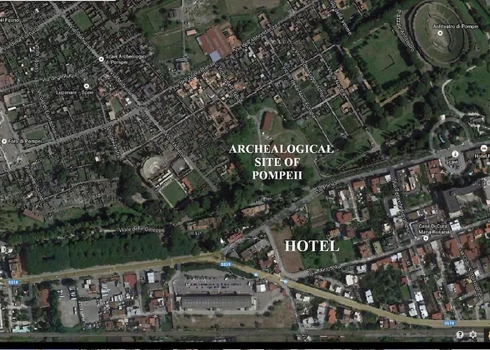Degli Amici Отель Помпеи
